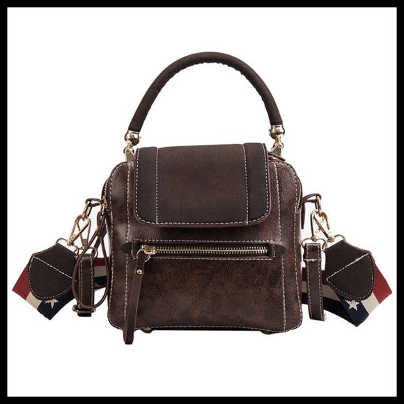 NEW KATE Tote Crossbody - Picture 6 of 8